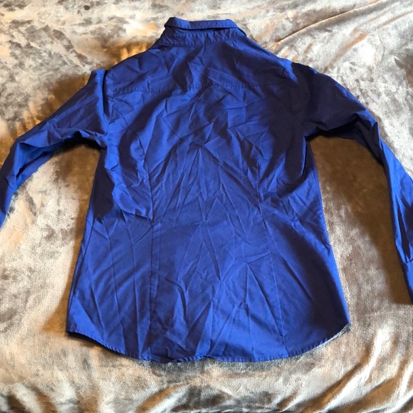 Express button down - Picture 4 of 4